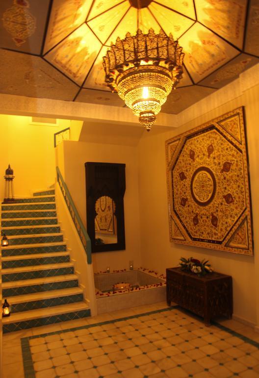 Palais Du Calife Riad Spa & Clubbing (Adults Only) Tanger Exteriör bild